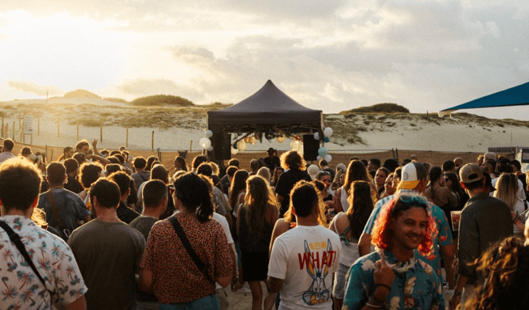 Festival atmosphere on the Landes coast in summer