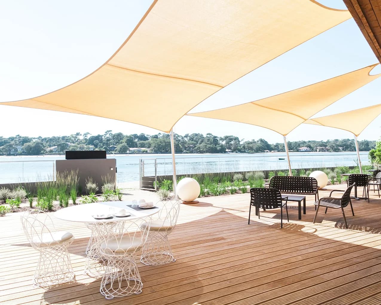 Villa Seren Hossegor, lake view